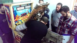 Resucitando Pinball Electromecanico Laramie [upl. by Acinnej]