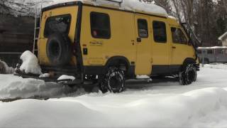 Happy BumbleBee Snow Self Digout 1 4 16 HD [upl. by Gunar]