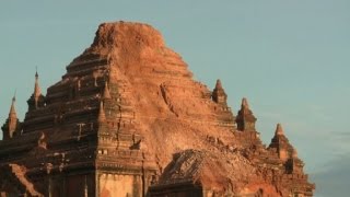 Séisme en Birmanie de nombreuses pagodes touchées à Bagan [upl. by Zosima]