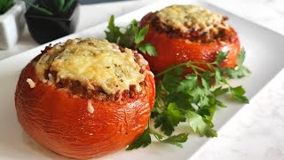 Hai pomodori in casa Prepara questa ricetta di pomodori ripieni al forno deliziosi [upl. by Uball]