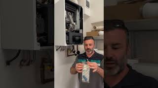 Come caricare in maniera comoda la ecoTec Plus di Vaillant  un piccolo suggerimento [upl. by Ackley]