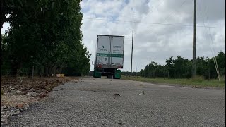 Backing up trailer in a straight line long distance🚛🚚 truck trucker passion motivation miami [upl. by Eeral]