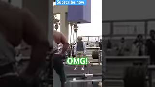 old man powerlifter at muscle beach pranks prankvideo powerlifting funniest viralsorts comedia [upl. by Dalton]