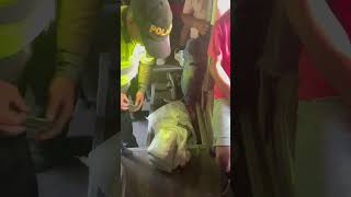 Policía detuvo a pasajero que trasladaba 3 kilos de marihuana en bus intermunicipal en Sabanagrande [upl. by Kenlay]