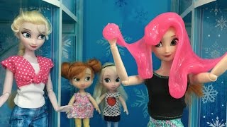 Slime Joke in Elsas Ice Palace Anna amp Elsa Toddlers Fun Ooze Monster Funny Episode [upl. by Accemahs]