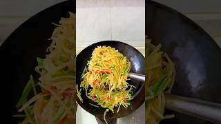 酸辣🧇土豆丝🥔 food cooking delicious foodie easyrecipe recipe [upl. by Allenrac]