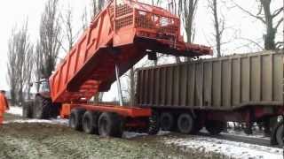 Larringtons New Ejector Crop Transfer Trailer  Multiple Lamma Award Winner 2013 [upl. by Tegdirb]