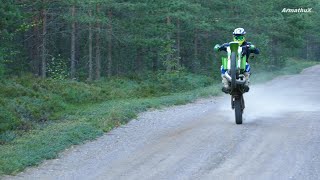 Kawasaki KX500cc 2Stroke  Power Wheelie Braaps  Raw [upl. by Beaver]