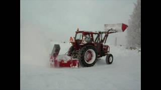 Volvo Bm T500 with Snowblower [upl. by Nosnehpets]