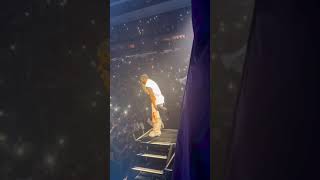 DRAKE PERFORMS “TEENAGE FEVER” AT HIS “ITS ALL A BLUR” TOUR IN PHILADELPHIA [upl. by Lerraf]