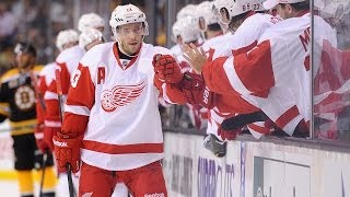 Detroit Red Wings Pavel Datsyuk marvels announcers with this pass [upl. by Botsford]