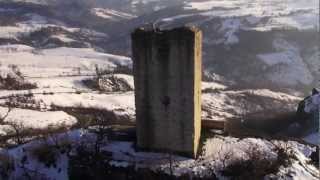 torre di Rossenella a Canossa Reggio Emilia  test video con drone Mediatec [upl. by Silvanus]