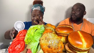 HOT FLASHES amp COMEDY SMOKED CHEESY PORK BELLY BURGERS WITH CLIFFIELOVESTOEAT MUKBANG EATING SHOW [upl. by Trahern224]