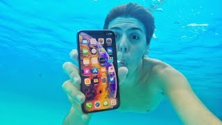 iPhone XS Water Test [upl. by Zeculon]