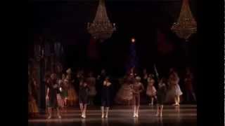 Lo Schiaccianoci  Balletto di Mosca quotLa Classiquequot [upl. by Yesnil693]