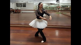 Dicas balé Chassé Como fazer chassé Dicas de Ballet Tutorial de Ballet [upl. by Zsa704]