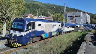 EL TRANSCANTÁBRICO GRAN LUJO MANIOBRANDO EN BALMASEDA [upl. by Kohn]