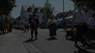 Schlossfest Umzug 2023  Reigenkinder Steckenreiter Bauerntänzer [upl. by Imuya]