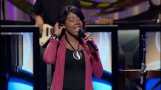 Lilly Goodman  Sobreviviré  Lakewood Church [upl. by Prissie]