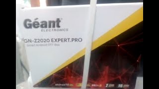 GEANT GN Z2020 EXPERT PRO فتح علبة هذا الجهاز و قراءة من معظم خصائصه جهاز بدون مذخل السات يعمل بالنت [upl. by Mcmullan553]