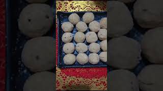 Gond ke laddu recipe youtube laddu ghee vanaspati elachi easycooking recipe [upl. by Reichert]