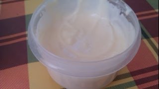 Recette de la mayonnaise sans moutarde [upl. by Ruffo40]