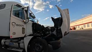 REPLACING ALTERNATOR ON 2007 FREIGHTLINER COLUMBIA DETROIT 60 SERIES 14L [upl. by Thorvald44]