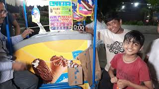 200 मिनट में जो सब से ज्यादा आइसक्रीम ice cream खाएगा उसको ₹200 का इनाम मिलेगा [upl. by Rhiamon]