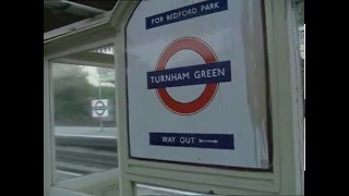 Turnham Green tube station  Thames News [upl. by Jobi]