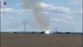 Grote stroomstoring in Flevoland waarschijnlijk door kabelbreuk en branden [upl. by Sairacaz111]