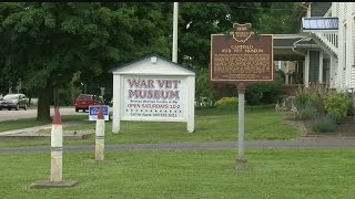 Canfield middle schooler gives Congressman tour of War Vet Museum [upl. by Uzzia]