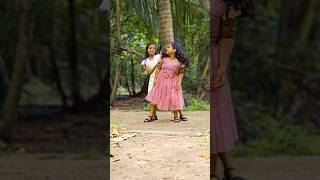 Onnam kunnel odiyethi ❤️  Rasikan  Diya❤️Sreelakshmi❤️trending dance shortvideo [upl. by Eldredge801]