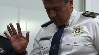 “Policía Celestial” combate la corrupción en México [upl. by Winston555]