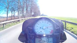 Suzuki SV650 acceleration TOP SPEED 221kmh 137mph [upl. by Seigler]