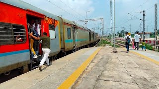 Mahakoshal Express Jabalpur To Hazrat Nizamuddin SF Departure From Kosi Kalan [upl. by Atinihs]