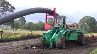 630mm OD pipe installing with foeckcrawler and foeckplough from Walter Föckersperger [upl. by Stichter]