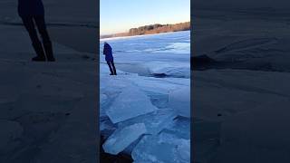 The beauty of ice hummocks Красота ледяных торосов [upl. by Ahsin]