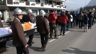 RTV Vorarlberg Aktuell  Feuerbestattung der Vandanser Funkenhexe [upl. by Knight]