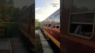 M11 TrainGanewaththa StationS105G srilankatrain train srilankanrailway srilankarailway [upl. by Shuler]