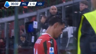 Tijjani Reijnders Red Card Milan vs Udinese 10 Goals and Highlights Tijjani Reijnders Sent Off [upl. by Valorie495]