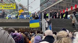 Lars Wilderängs tal på Sergels torg på 2årsdagen av den fullskaliga ryska invasionen av Ukraina [upl. by Audwen478]