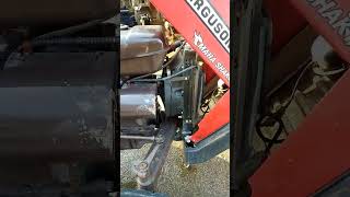 Massey tractor problemshortstractor [upl. by Laehcimaj]