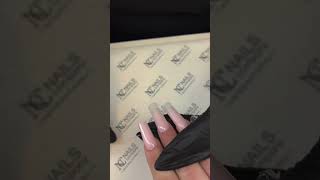 Comment réussir une pose de faux ongles avec de lacrygel [upl. by Mozart462]