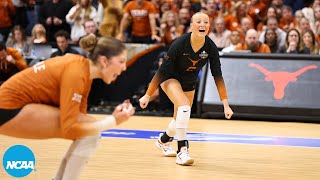 Texas goes on 110 run in the 2023 NCAA volleyball championship 😲 [upl. by Nairb104]