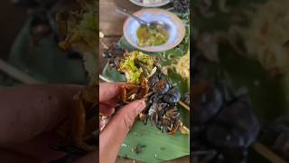 eating crabs healthyfood goodfoodinthevillage natural [upl. by Ycinuq557]