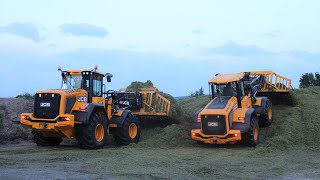 Silage 2021  2 JCB 435ss with Massey Ferguson Fendt amp New Holland [upl. by Yrennalf]