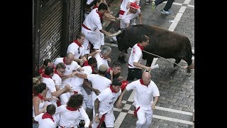 Octavo encierro San Fermin 2018 Miuras [upl. by Whetstone460]