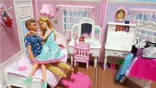 BARBIE amp KEN MORNING ROUTINE BEDROOM BREAKFAST DOLL DRESS UP [upl. by Charline]