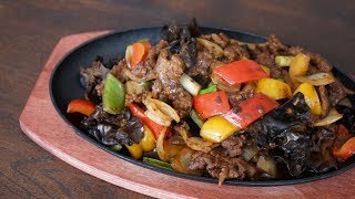 Homemade Sizzling Beef like at the Chinese Restaurant  Morgane Recipes [upl. by Bathsheeb]