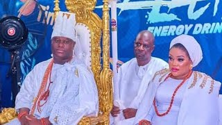 OONI OF IFES OLORI MARIAM PRESENTS SUPERLATIVE BIRTHDAY CAKES AS OONI CLOCKS 50 [upl. by Town]